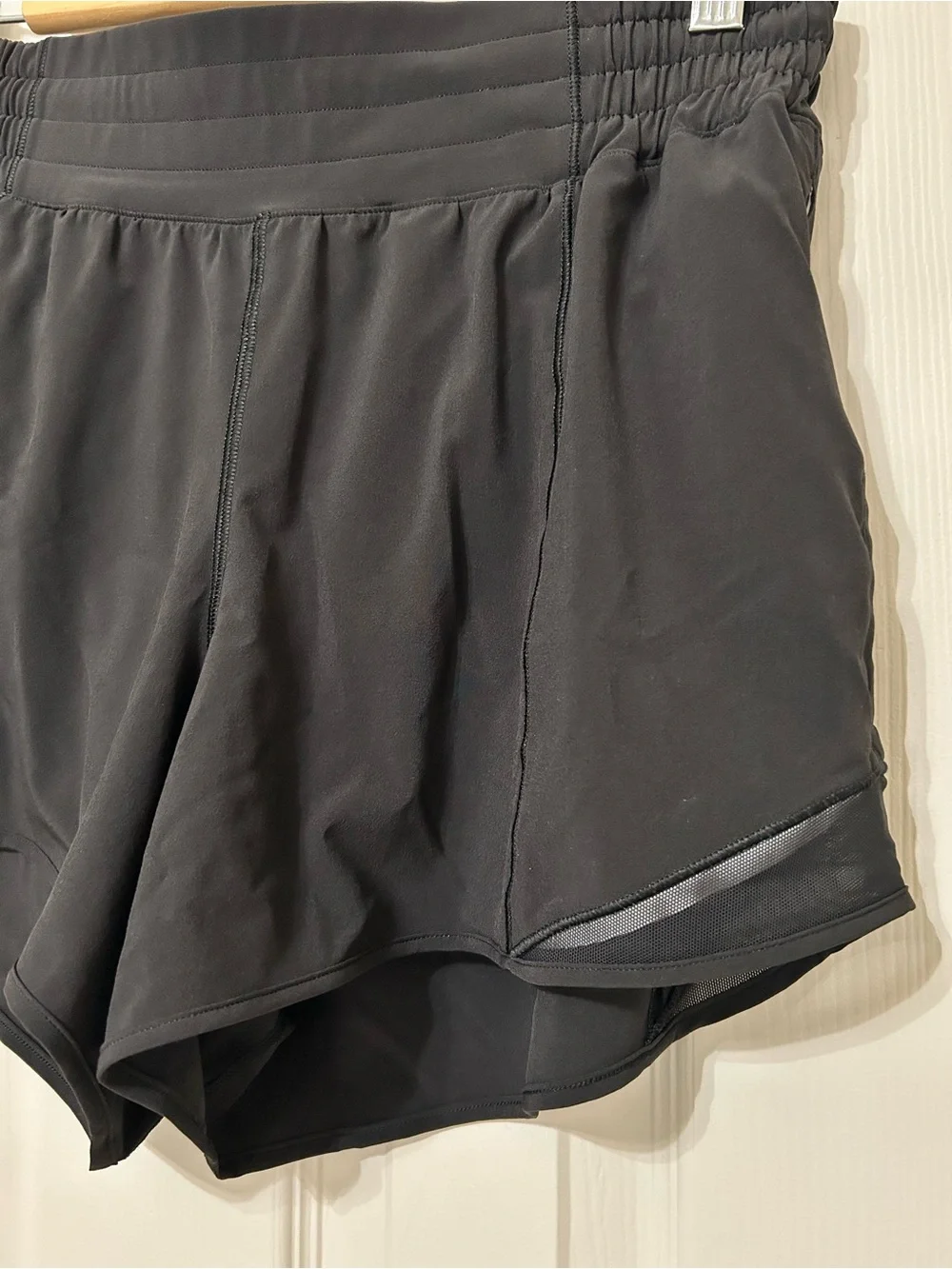 NEW lululemon athletica Black Hotty Hot High-Rise Lined Short 4